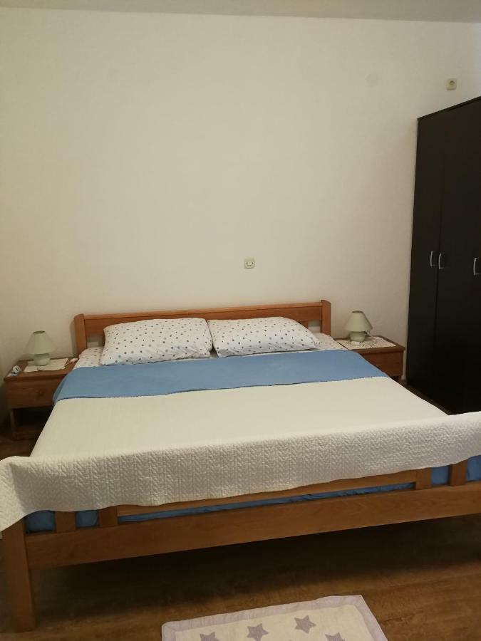 Apartments N&M Sukošan Екстериор снимка